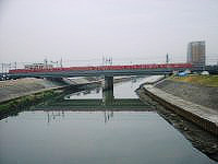 新川