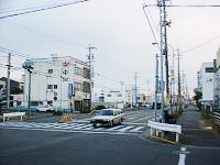 地下鉄岩塚駅周辺