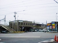 栄生駅
