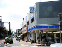 名鉄堀田駅前の様