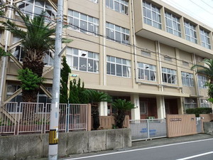 魚崎小学校