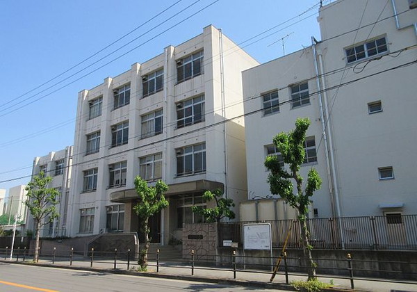 中野小学校